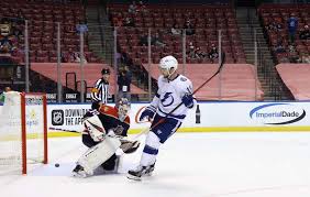 Mikhail sergachev shot blocked by nick leddy Lighting Offense Explodes In 6 1 Route Of Panthers