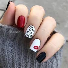 100 Romantic Valentine S Day Nails Designs With Hearts Heart Nail Designs Nail Designs Valentines Valentine S Day Nail Designs