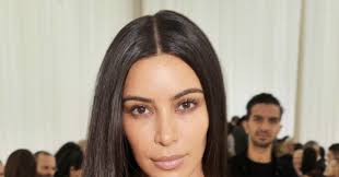 Kim kardashian made a bold statement by going without makeup at the balenciaga show at paris fashion week on sunday, october 2, wearing nothing but moisturizer on her famous face. Kim Kardashian No Makeup Wearing A Bare Face At Balenciaga Show Glamour Uk