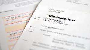 Auch wenn sie mit 0,5 promille angehalten werden und es sich um den ersten verstoß dieser art handelt, müssen sie einen monat lang auf ihren führerschein verzichten. Fuhrerschein Abgeben Wann Wo Wie Bussgeldcheck Von Bild