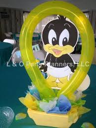 Baby Looney Tunes Baby Shower Party Ideas Photo 22 Of 34 Adornos Cumpleanos Baby Shower Centros De Mesa Para Boda