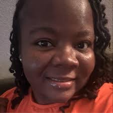 Casandra Hall's Instagram, Twitter & Facebook