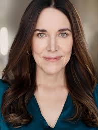 Elizabeth Flint's Instagram, Twitter & Facebook