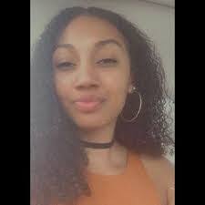 Courtney Howington's Instagram, Twitter & Facebook