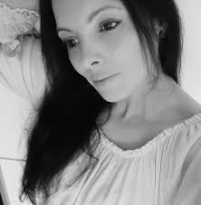 Nina Ziegler's Instagram, Twitter & Facebook