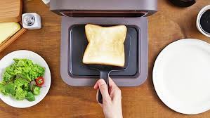 Wiratech menjual paketan mesin roti dengan harga yang lebih ekonomis, bergaransi. Alat Elektronik Bakar Sekeping Roti Media Permata Online