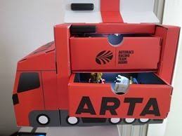 gtカーと光るペーパークラフト カー カーライフ ライフ