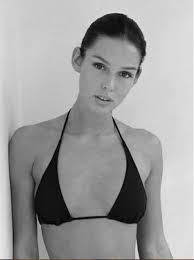 Mylife.com has been visited by 100k+ users in the past month Magdalena Stepien Metro Models