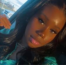 Yolanda Lambert's Instagram, Twitter & Facebook