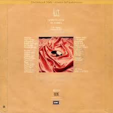 Partendo dalla piazza del palazzo, dove si affacciano il palazzo d'inverno, lo stato maggiore e l'ammiragliato, sulle rive del fiume neva, da cui prende il nome. Prospettiva Nevski Mal D Africa 1985 Le Reliquie Della Santa