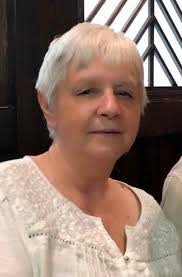 Donna Wrobel's Instagram, Twitter & Facebook