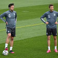 Hol sie dir jetzt, bevor es zu spät ist! Em 2021 Mats Hummels Wird Zum Feldherr Beim Dfb Fussball
