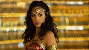 La historia creada por la venezolana ariana godoy gira en torno a raquel, una chica joven y astuta, pero con. Gal Gadot Protagonizara Hearth Of Stone Para Netflix Spoiler Bolavip