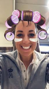 And while Carl wishes you all a happy weekend, I have my curlers in ready  to dance 😉😆