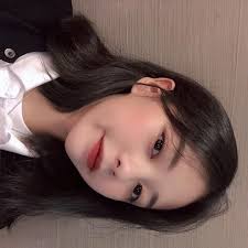 一 ғᴇɴxxɪɴɢ 彡 オルチャンガール なりたい顔 かわいい髪型