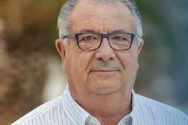 Rafael Albert proyecta ampliar las frecuencias del autobús urbano y crear  nuevas líneas