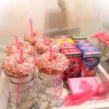 Things To Do At A 16th Birthday Party Sleepover 17 Diy Slumber Party Ideas For Teens Birthday Party For Teens Sleepover Party Breakfast Party