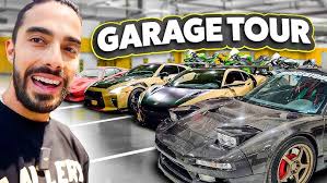 Conoce TODOS LOS AUTOS de Carin Leon! Garage Tour