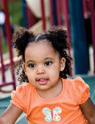 Mae Rosen's Instagram, Twitter & Facebook