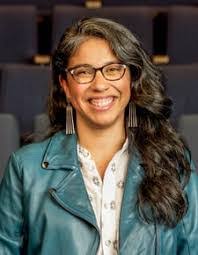 Christa Collier's Instagram, Twitter & Facebook