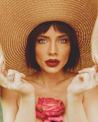 Adela, fosta finalistă Bravo, ai stil!, despre greutățile prin care a  trecut cu fiul ei, Dima, dar și despre legătura specială pe careo au: "Am  mers la Bruxelles și am avut diagnosticul