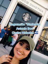 #STARBUCK #cafe #centrohistorico #elsalvador #sivar 𝗩𝗲̇𝗻 𝗮  𝗰𝗼𝗻𝗼𝗰𝗲̇𝗿 𝗲𝗹 𝗻𝘂𝗲̇𝘃𝗼 𝗦𝘁𝗮𝗿𝗯𝘂𝗰𝗸𝘀 𝗾𝘂𝗲 𝗲̨𝘀𝘁𝗲 𝗱𝗶𝗮  𝘀𝗲 𝗶𝗻𝗮𝗴𝘂𝗿𝗼̃ 𝗲𝗻 𝗲𝗹 𝗖𝗲𝗻𝘁𝗿𝗼 𝗛𝗶𝘀𝘁𝗼𝗿𝗶𝗰𝗼 🥰☕🇸🇻💙  𝐿𝑙𝑎𝑚𝑎𝑑𝑜: 𝐴𝑛𝑡𝑜𝑛𝑖𝑜 𝐵𝑜𝑢