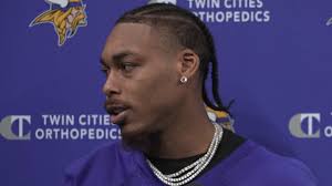 How to Watch, Listen & Stream Vikings vs. Falcons in Week 14