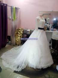 Video full bwana harusi na biharusi waimba live ukumbi wa majid store. Maveli Ya Harusi Wedding Gowns