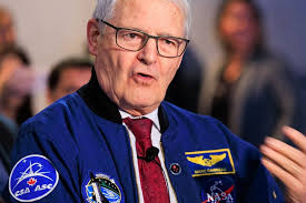 Former minister and astronaut Marc Garneau has passed away at the age of  76.
