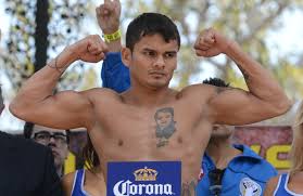 Maidana landed a wild overhand right midway through the first round, causing mayweather to flail the crowd erupted as maidana tried to rake mayweather with shots. Lem S Latest Maidana Says Broner Is Not A Slick Boxer The Ring