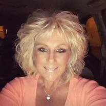 Lana Durham's Instagram, Twitter & Facebook