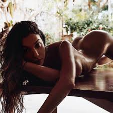 Bien que ces femmes d'expérience et des dames et mamans soient distinguées dans le civil, elles sont salopes dans le privé. Belles Femmes Nues Belles Femmes Nues Porno Ruenu Com Rencontre Femmes Russes Fille Russe Sasha Ritter