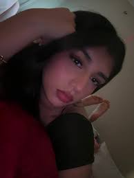 Marisa Vigil's Instagram, Twitter & Facebook