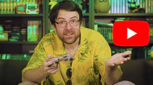 Joueur du grenier écouter (/ʒwœʁ dy g ʁənje/) communément abrégé en « jdg », est une émission humoristique de tests de jeux vidéo rétro, diffusée sur youtube depuis septembre 2009 et sur dailymotion depuis octobre 2009. Joueur Du Grenier Est Encore Victime De Censure Sur Youtube Dexerto Fr