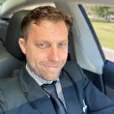 casual volleyball play in largo