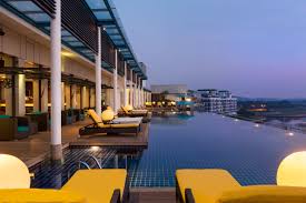 Some of the most popular hotels with a pool in johor bahru include doubletree by hilton hotel johor bahru, amari johor bahru, and renaissance johor bahru hotel. Https Www Hoteljen Com Johor Puteriharbour Taste Bars Skybar Restaurant Hotel Johor Harbour