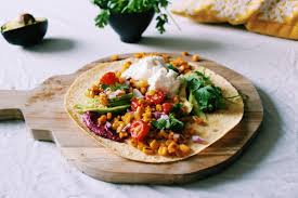 Tortilla Au Houmous Haricots Rouges Betterave L Atelier V C Sarahchan Kitchen Legumineuses Recettes Alimentation Haricot Rouge
