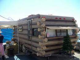 Maybe you would like to learn more about one of these? Check Out These Custom Diy Rvs That People Made To Look Like Log Cabins There 039 S A Wide Variety Here Recreational Vehicles Camper Caravan Vintage Camping