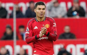 Lista de dispensas do Manchester United atinge 12 jogadores para reestruturação total