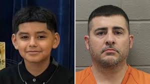 Guadalupe: Young woman caught with $60,000 hidden