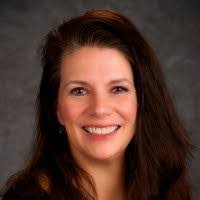 Stephanie Henthorn's Instagram, Twitter & Facebook