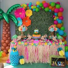 Birthday Decoration Ideas For Mother In Law Pin By Mercedes Licea On Mother In Law Birthday Hawaiian Birthday Party Moana Birthday Decorations Birthday Balloon Decorations