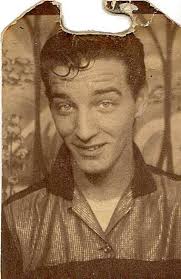 Hampton Homer Reed and family. Moatsville about 1914.