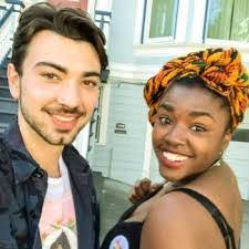 Janice Tew's Instagram, Twitter & Facebook