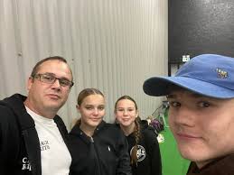 What a great experience for Star and Keira Lynch today at the Athena all  female boxing session. Thank you Paul Smith for giving the girls this  opportunity, they gained alot from it