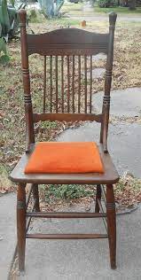 Set Of 4 Solid Wood Farmhouse Kitchen Chairs Antique Dining Cottage Decor Spindle Country Simple Minimalist Style Quaker Plain Wooden Solid Wood Chairs Chairs Repurposed Chair