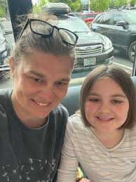 Bunny Lewis (@lastingwellness) • Instagram photos and videos