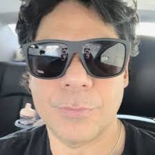 EVOLVE SALON & STYLE LOUNGE