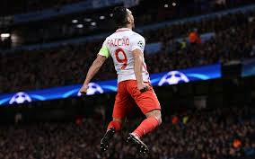 We've gathered more than 5 million images uploaded by our users and sorted them by the most popular ones. Pin On Football Wallpaper