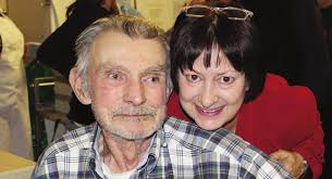 BUGLE Mar & Apr 2006.qxd